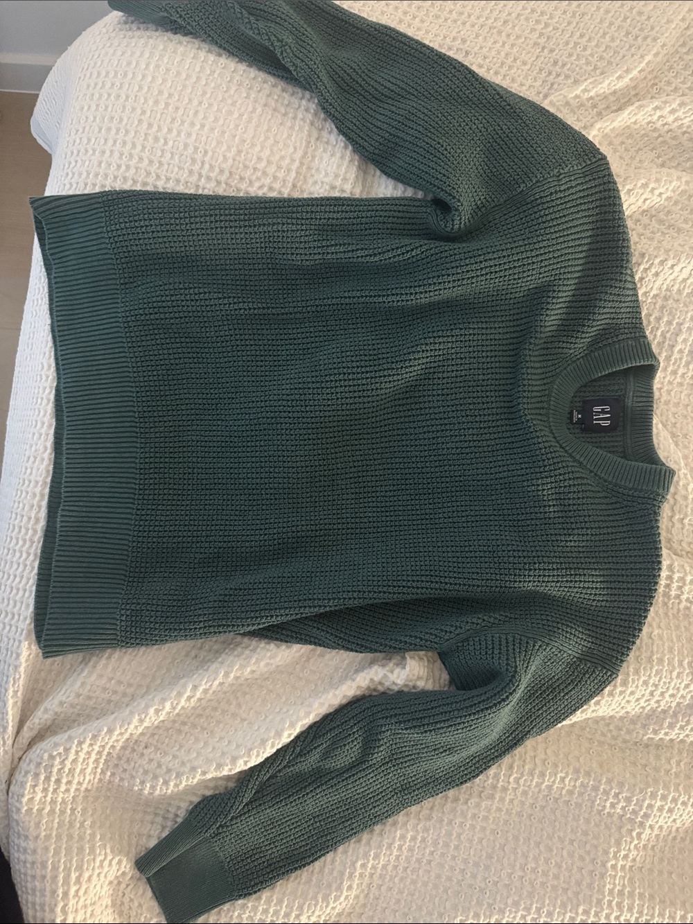 GAP Men's Crewneck Sweater in Deep Green